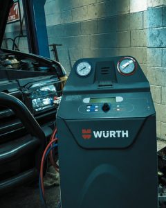 Car Air Conditioning Not Working? Common Problems & When to Get It Checked